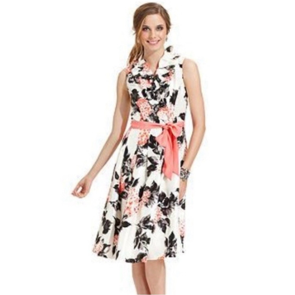 Jessica Howard Missy Floral Sleeveless Belt Dress